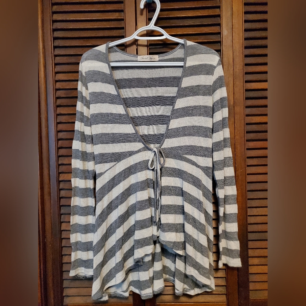 Social House Striped Cardigan Sweater Large Gray White Tie